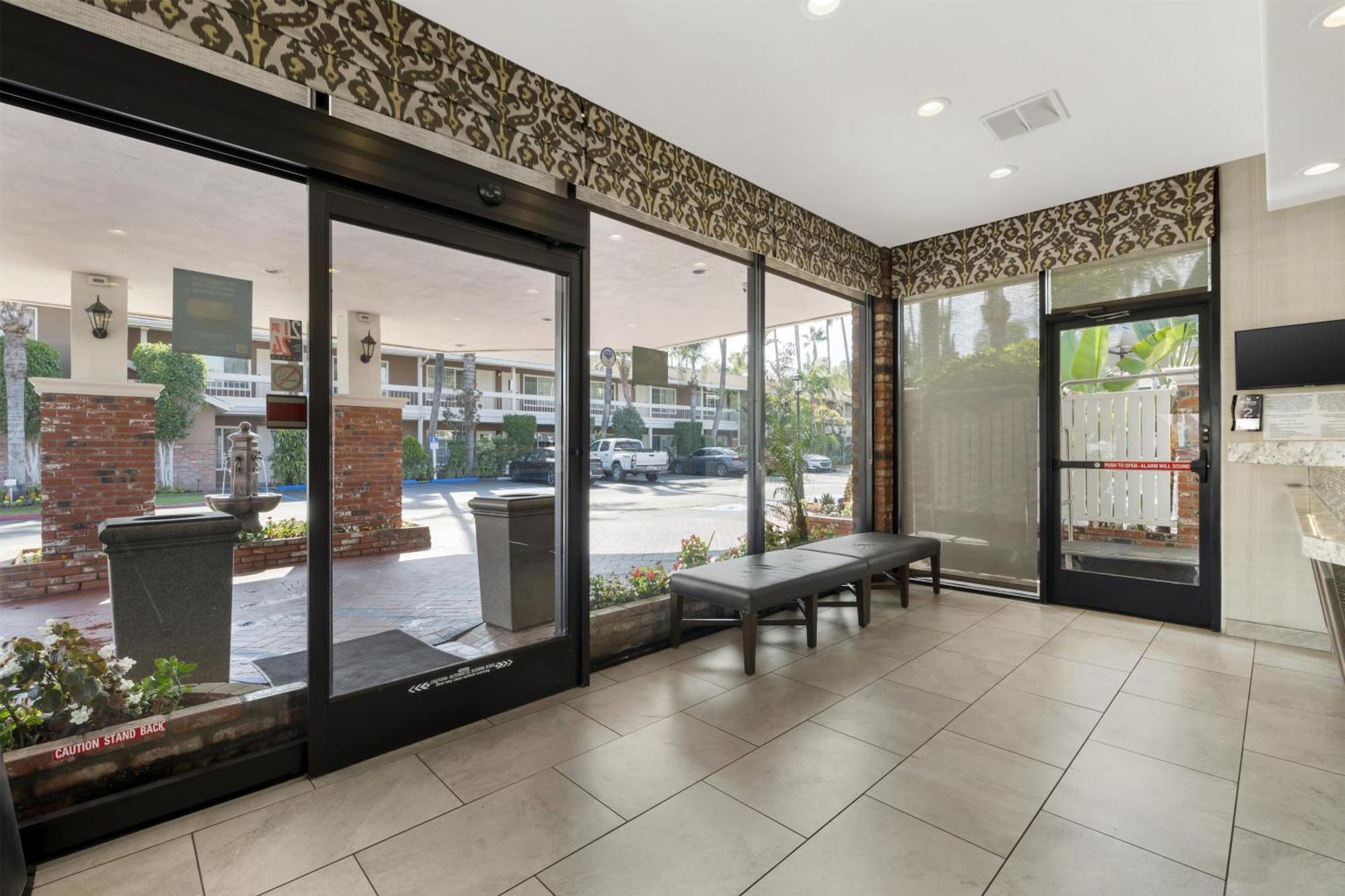 Best Western Plus Carriage Inn — الصور 3